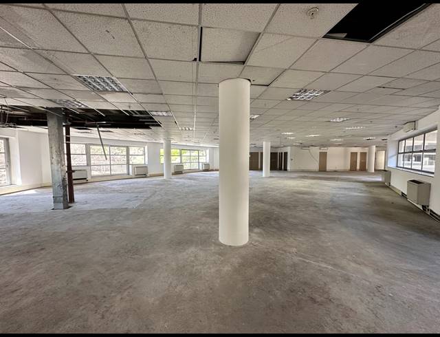 963M² OFFICE TO LET IN PARKTOWN
